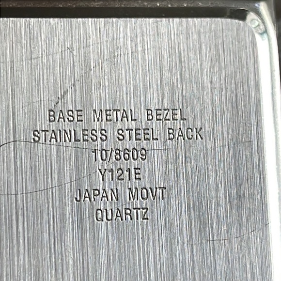 Anne Klein Off White & silver bracelet watch. - Picture 4 of 7